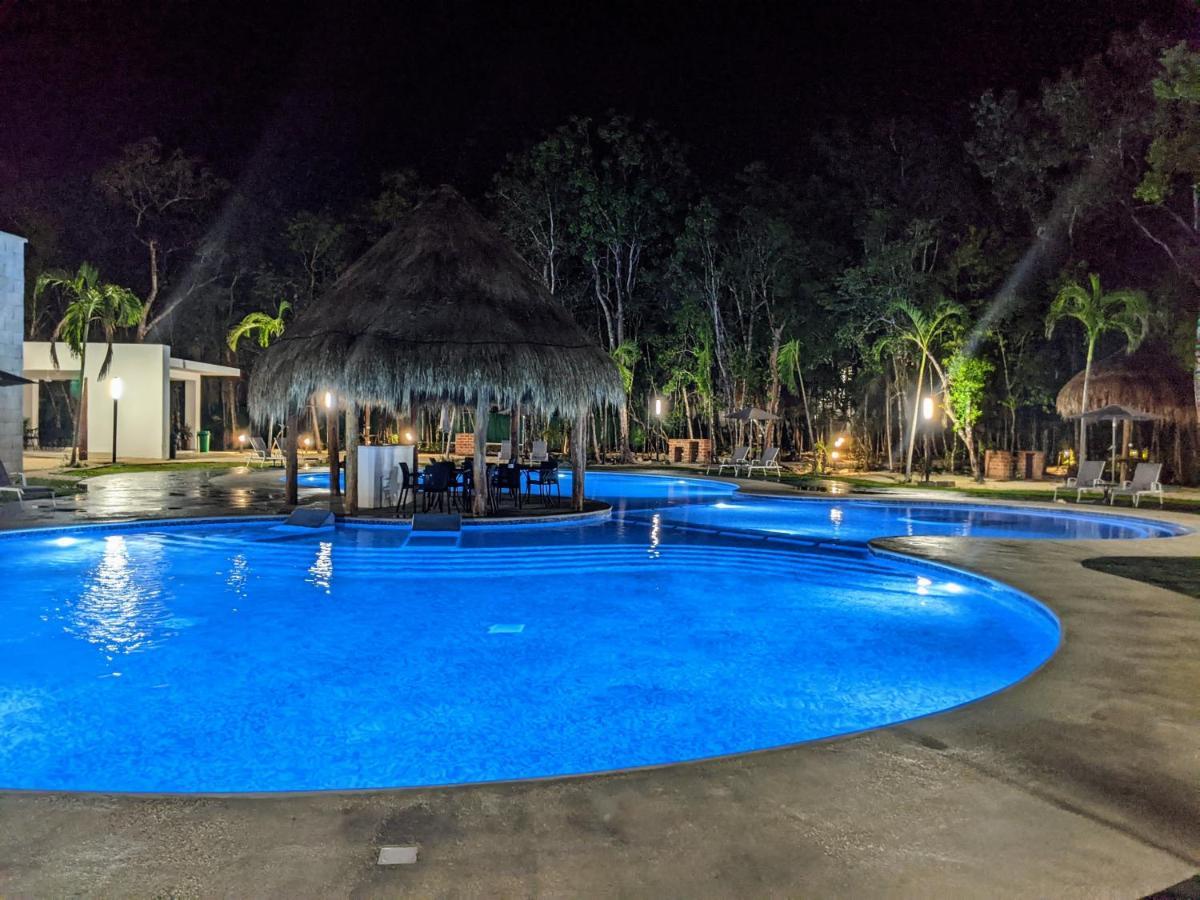 2-Bedroom Condo By The Jungle W/ Swimming Pool Puerto Morelos Exteriör bild