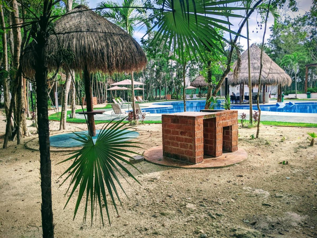 2-Bedroom Condo By The Jungle W/ Swimming Pool Puerto Morelos Exteriör bild
